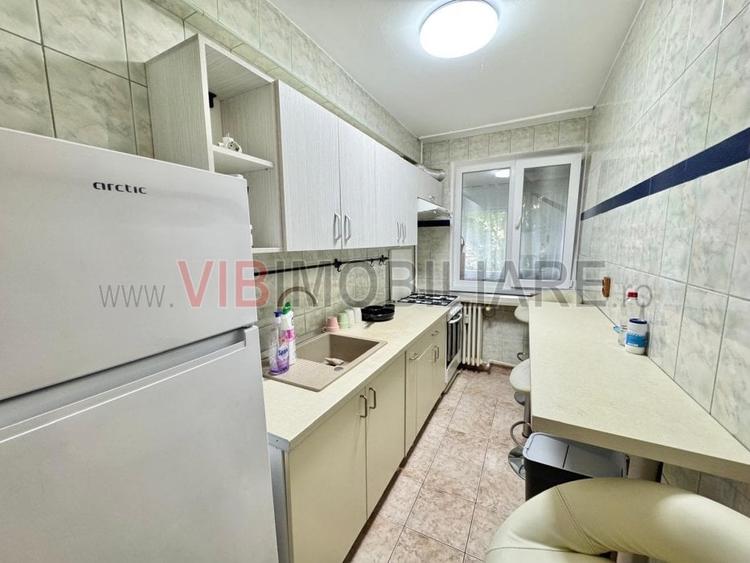 Apartament cu 2 camere semidecomandat în Crângași