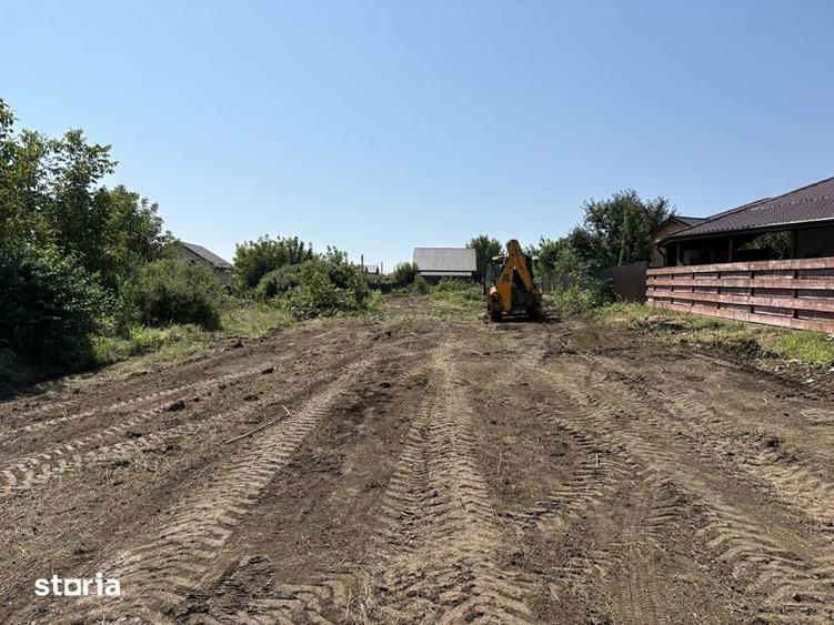 Teren de 663 mp, în Miroslava