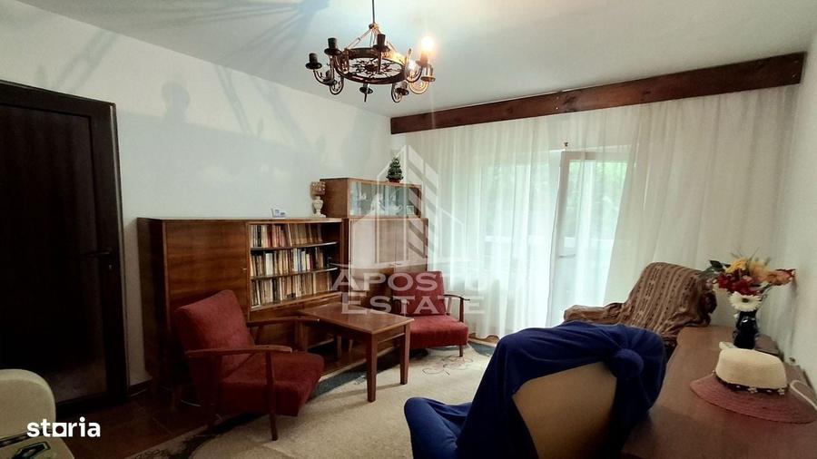 Apartament cu 2 camere semidecomandat în Micălaca