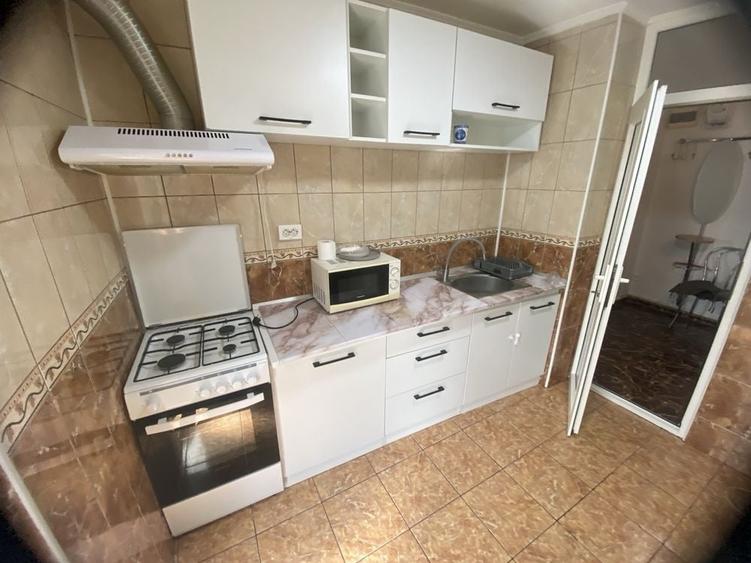 Inchiriez apartament 2 camere - 5