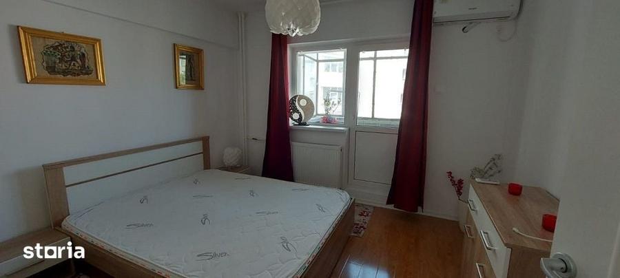 Apartament cu 3 camere în Moșilor