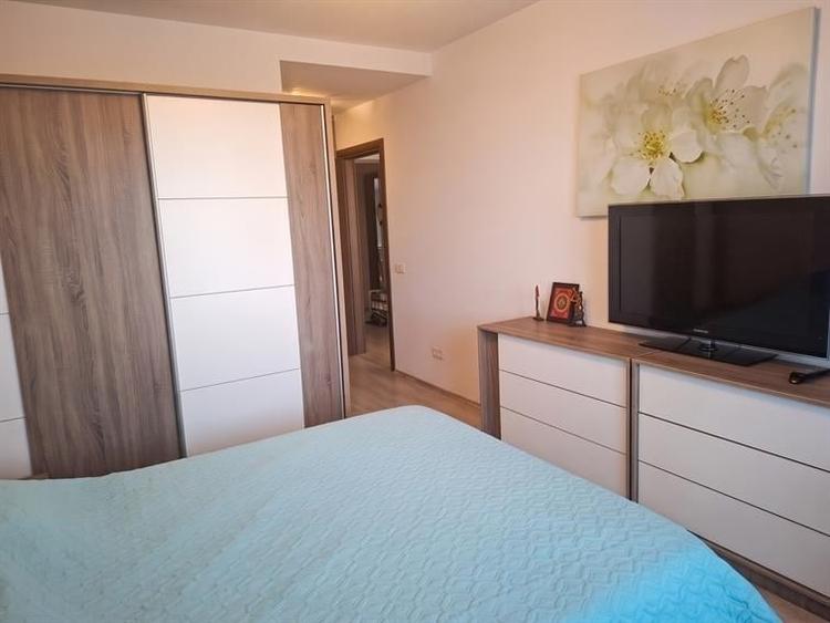 Apartament cu 2 camere decomandat în Eroii Revoluției