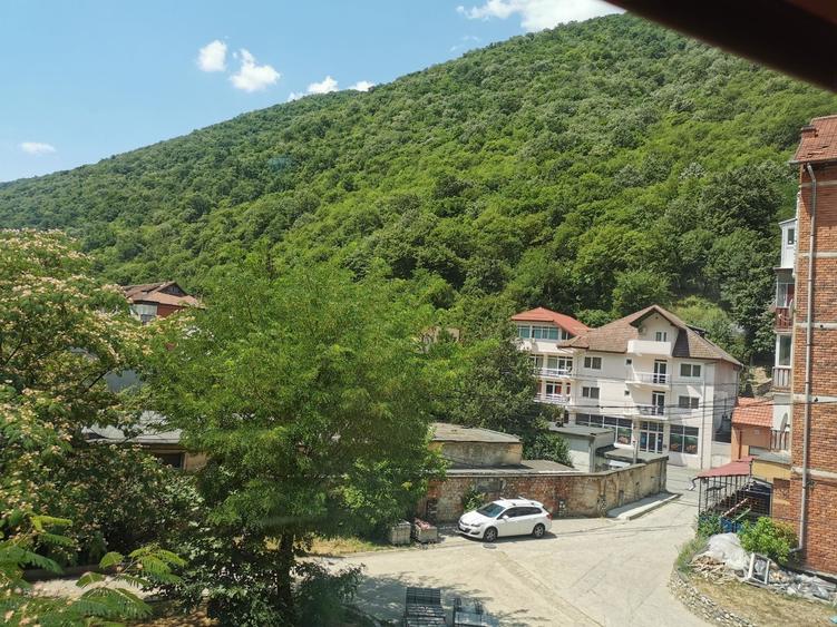 Garsonieră semidecomandată în Central