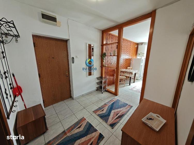Apartament cu 2 camere decomandat, mobilat în Valea Cetății