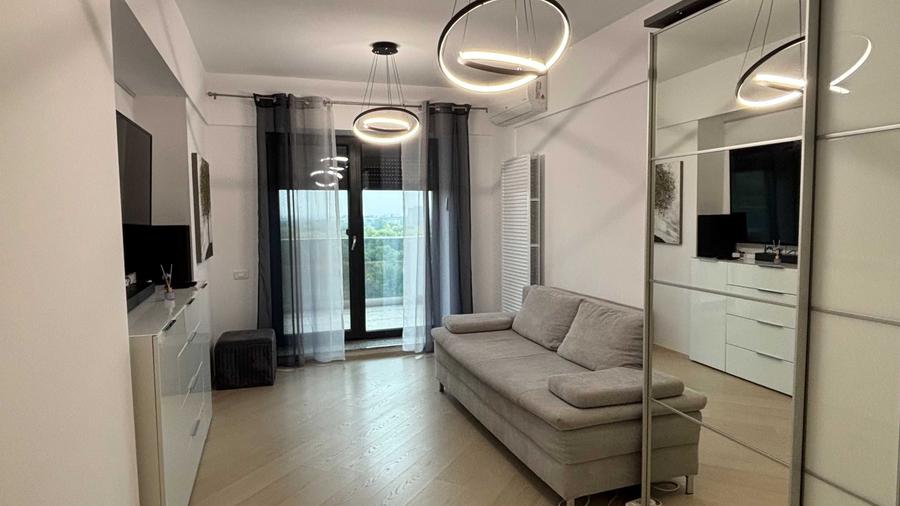 Apartament cu 3 camere decomandat în Văcăresti