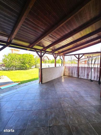 Casă cu 4 camere cu Teren 1000 Mp în Burdea