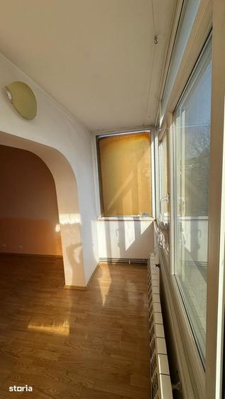 Apartament 3 camere, etaj 3 str.Carpati Piata-Sud Bacau - 4