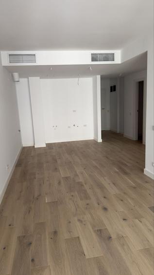 Apartament cu 2 camere decomandat în Herăstrău