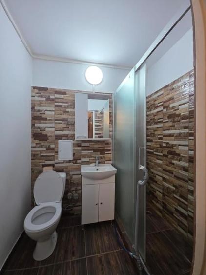 Apartament cu 3 camere în Drumul Taberei