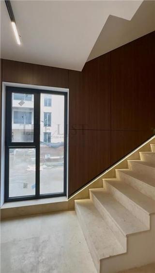 Apartament cu 2 camere decomandat în Pipera