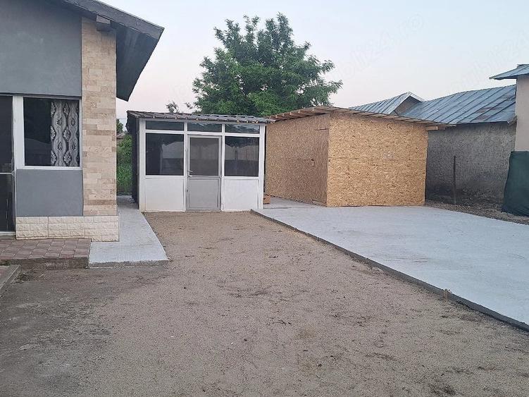 Casă cu 3 camere cu Teren 485 Mp în Frătești