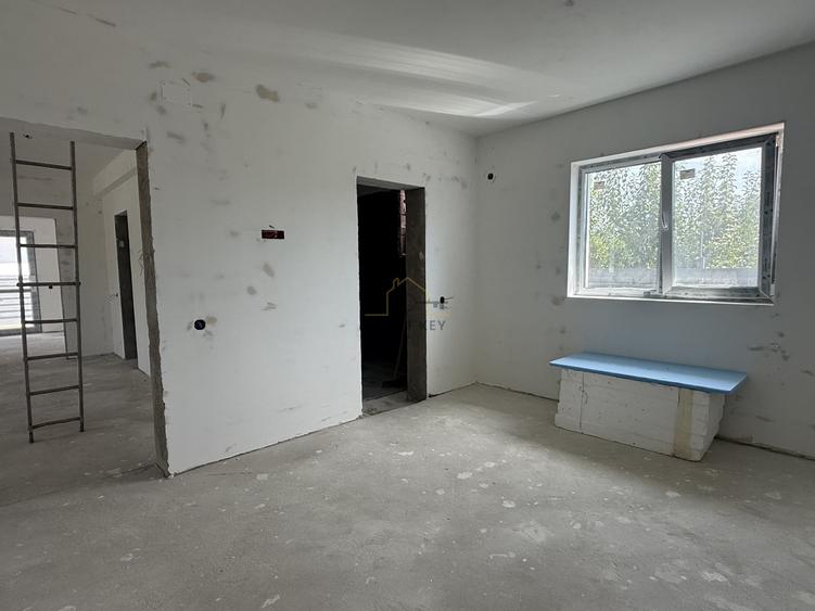 Casă individuală cu 4 camere cu Teren 340 Mp în Joița