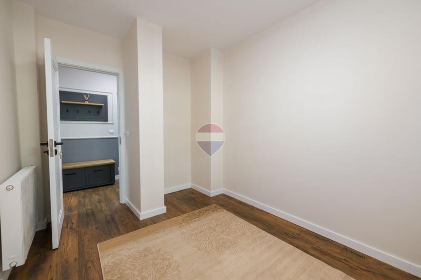 Apartament cu 2 camere decomandat, mobilat în Calea București