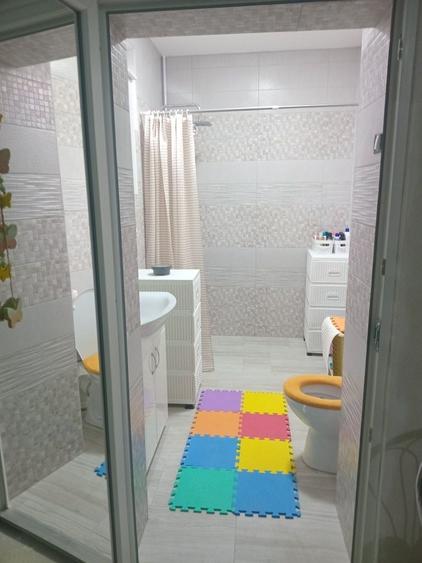 Casă cu 3 camere în Central