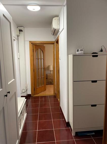 Apartament cu 2 camere decomandat în Nicolina