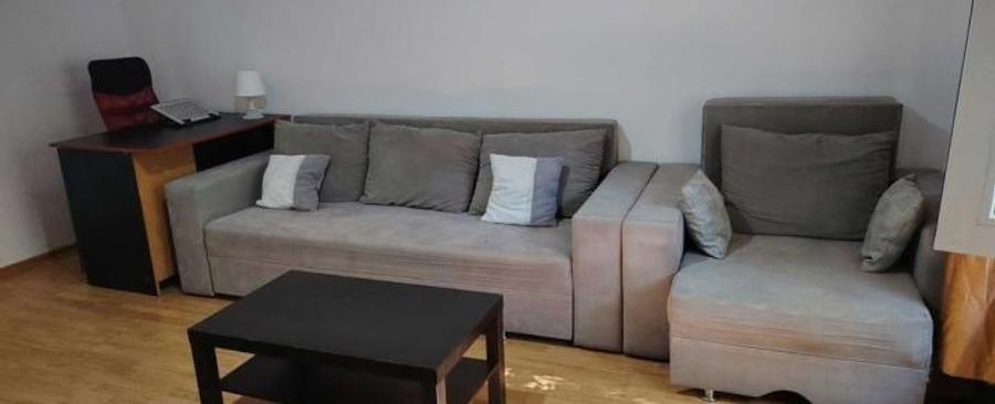 Apartament cu 3 camere decomandat, mobilat în Sebastian