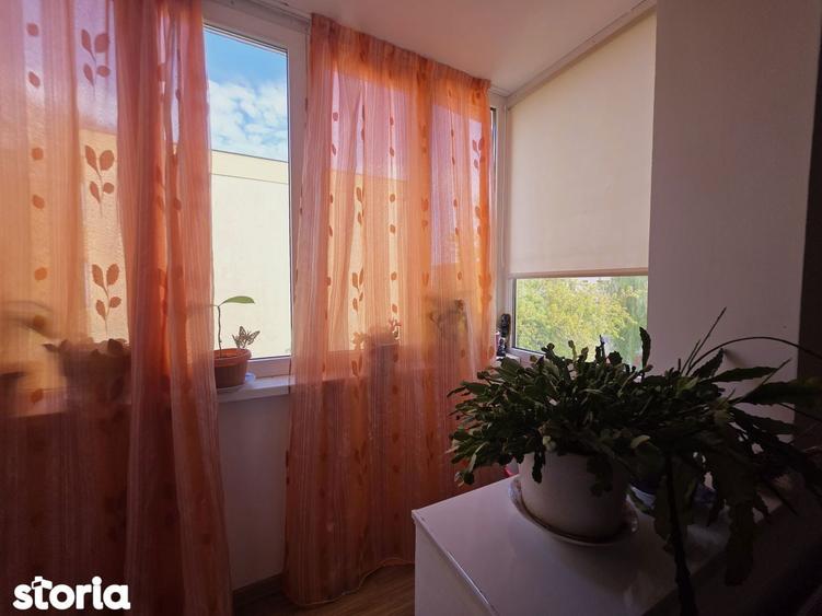 Apartament cu 3 camere în Astra