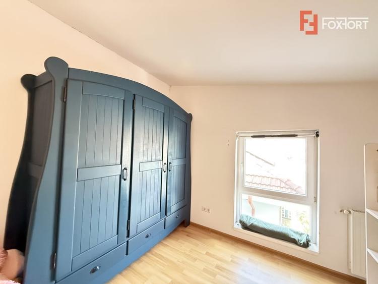 Duplex cu 5 camere cu Canalizare în Săcălaz