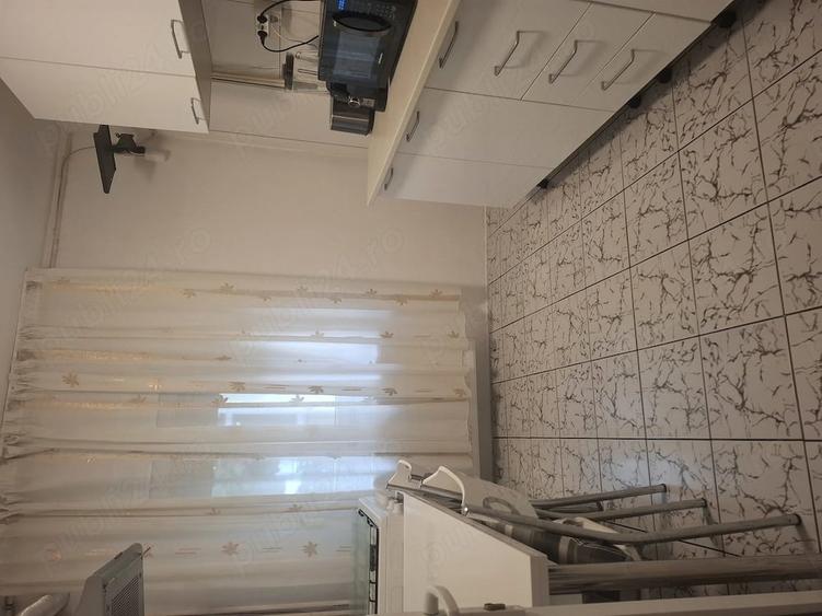 Apartament cu 2 camere decomandat în Lacul Tei