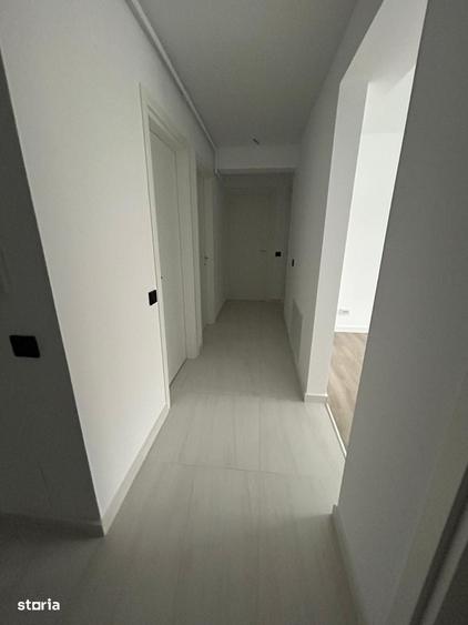 Apartament cu 4 camere decomandat în Albert