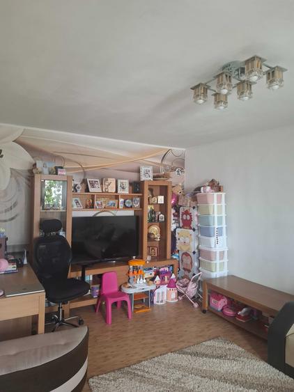 Apartament cu 2 camere decomandat în Brâncoveanu