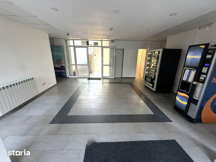 Spațiu comercial, de 50 mp, în Nicolina