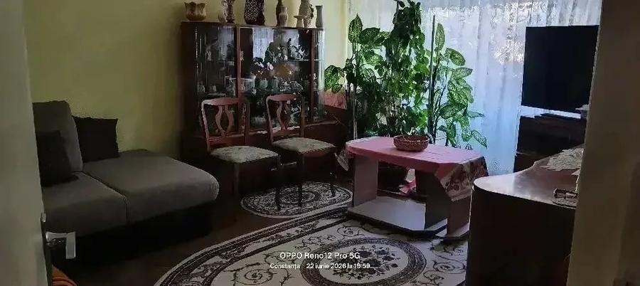Apartament cu 2 camere decomandat în Sud
