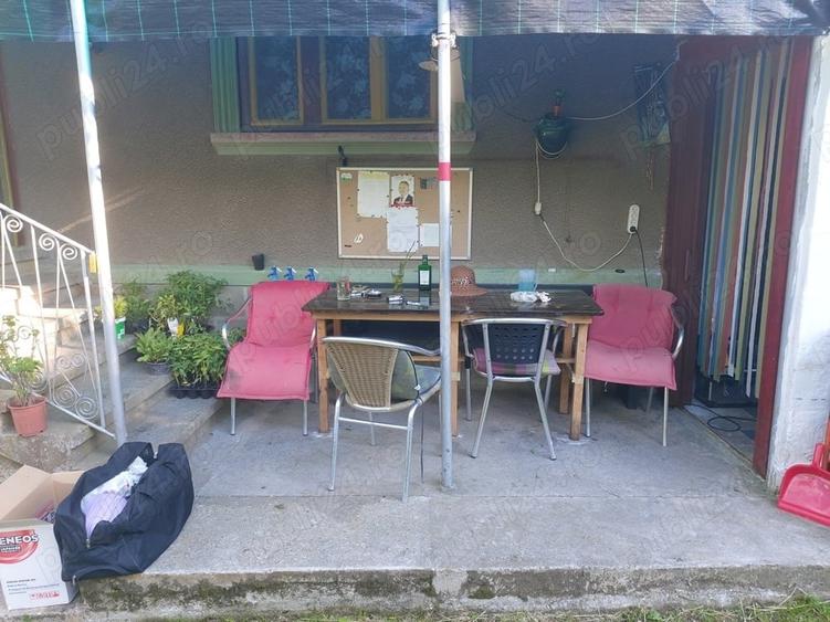 Casă cu 3 camere cu Teren 5400 Mp în Dumbrava