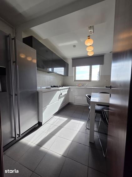 Apartament cu 3 camere în Militari
