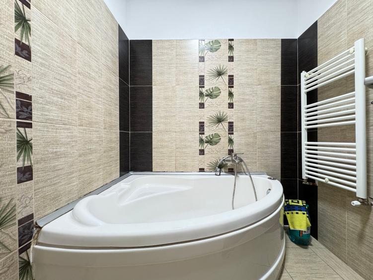 Apartament cu 3 camere decomandat în Vitan Mall