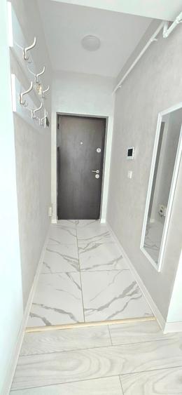 Apartament cu 2 camere semidecomandat în Valea Adâncă