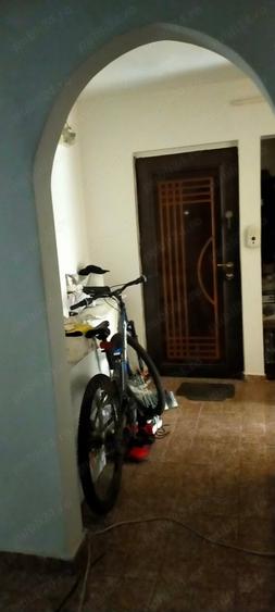 Apartament cu 2 camere decomandat în 9 Mai