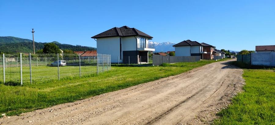 Teren Construcții intravilan de 600 mp, în Cristian