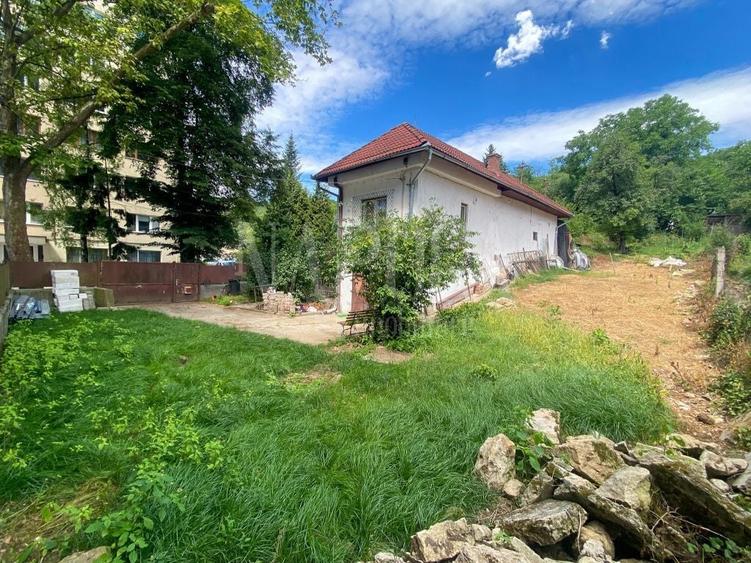 Casă individuală cu 3 camere cu Canalizare în Grigorescu
