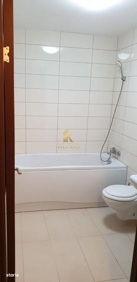 Apartament cu 2 camere decomandat în Odăile