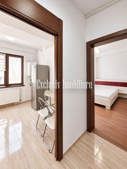 Apartament cu 2 camere decomandat, mobilat în City Park Mall