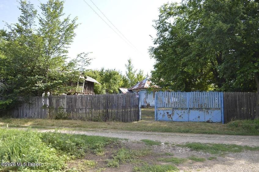 Teren Construcții intravilan de 4700 mp, în Suseni