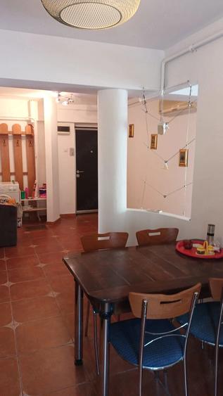 Apartament cu 3 camere decomandat în Ultracentral
