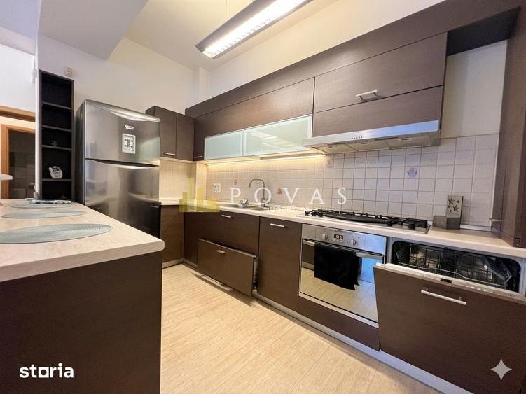 Apartament cu 3 camere decomandat în Central