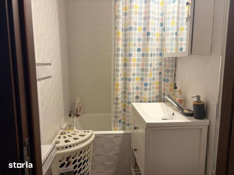 Apartament cu 2 camere decomandat, mobilat în Cișmigiu