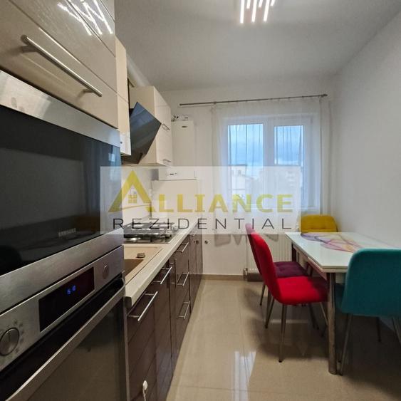 Apartament cu 2 camere decomandat, mobilat în Sud