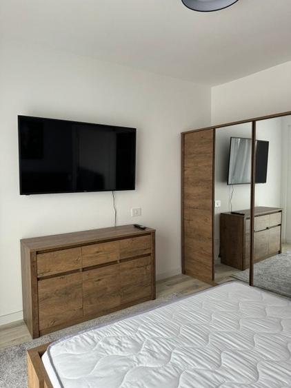 Apartament cu 2 camere semidecomandat, mobilat în Unirii