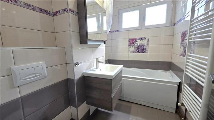 Apartament cu 2 camere semidecomandat, mobilat în Astra