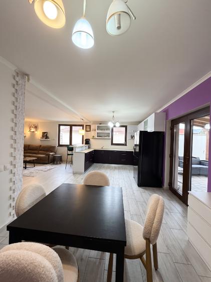 Casă individuală cu 5 camere cu Teren 600 Mp în Fundeni
