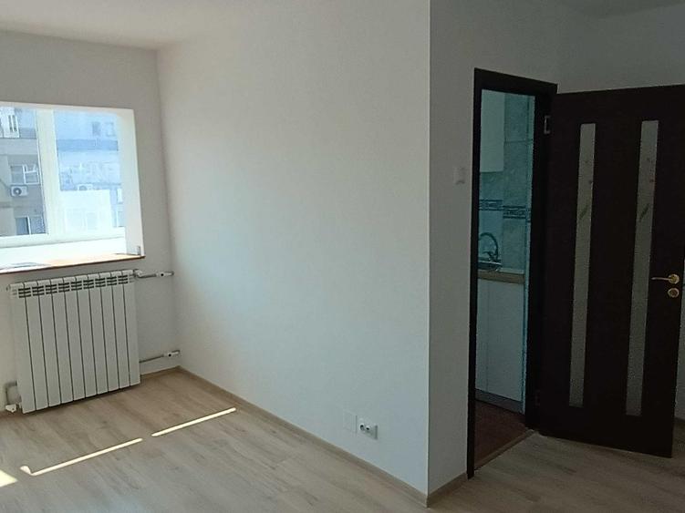 Garsonieră decomandată în Lujerului