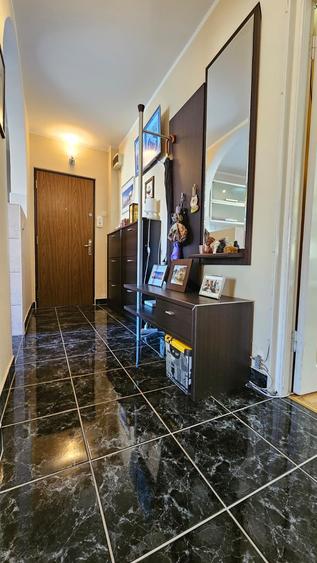 Apartament cu 2 camere decomandat în Scriitorilor