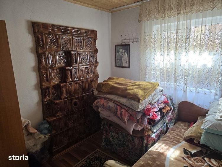 Casă cu 4 camere cu Teren 200 Mp în Central