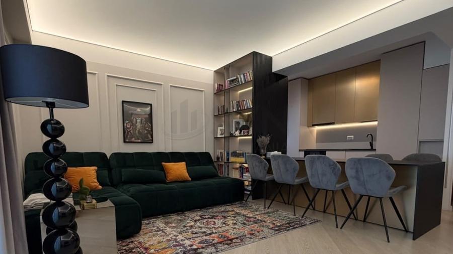 Apartament cu 3 camere decomandat, mobilat în Nord