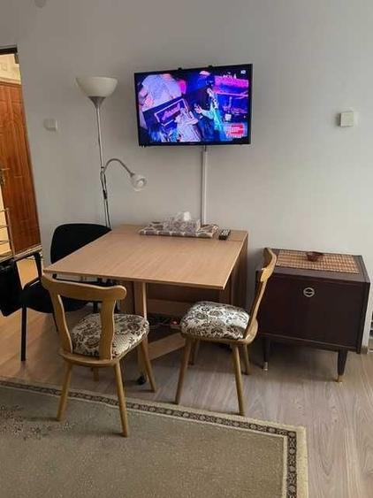 Garsonieră decomandată în Gara de Nord
