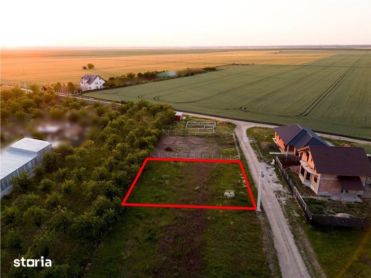 Teren de 500 mp, în Nojorid